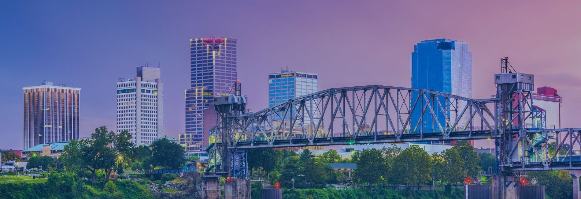 3 Hotels with Park Stay Fly Packages Near LIT Airport