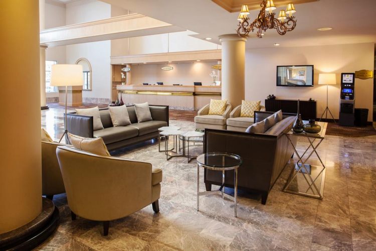 Sandman Signature Mississauga Hotel , ON L4W 4T4 near Toronto Pearson Airport View Point 5