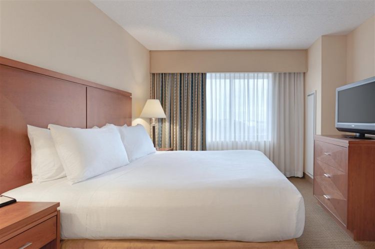 Embassy Suites Boston at Logan Airport , MA 02128 near Boston Logan International Airport View Point 21