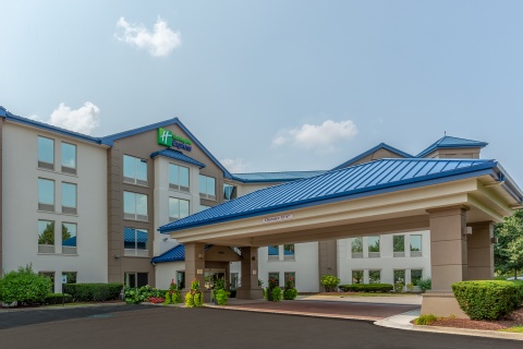 Holiday Inn Express & Suites Chicago-Midway Airport, an IHG Hotel , IL 60638 near Midway International Airport View Point 7