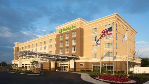 Holiday Inn Indianapolis Airport Hotel , IN 46241 near Indianapolis International Airport View Point 2