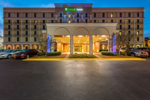 Holiday Inn Express Atlanta Airport-College Park, an IHG Hotel , GA 30337 near Hartsfield-jackson Atlanta International Airport View Point 6