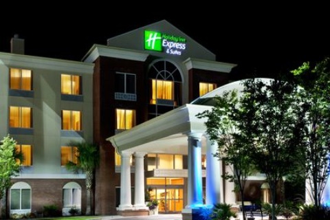 Holiday Inn Express & Suites Charleston-North , SC 29406 near Charleston Cruise Port View Point 1