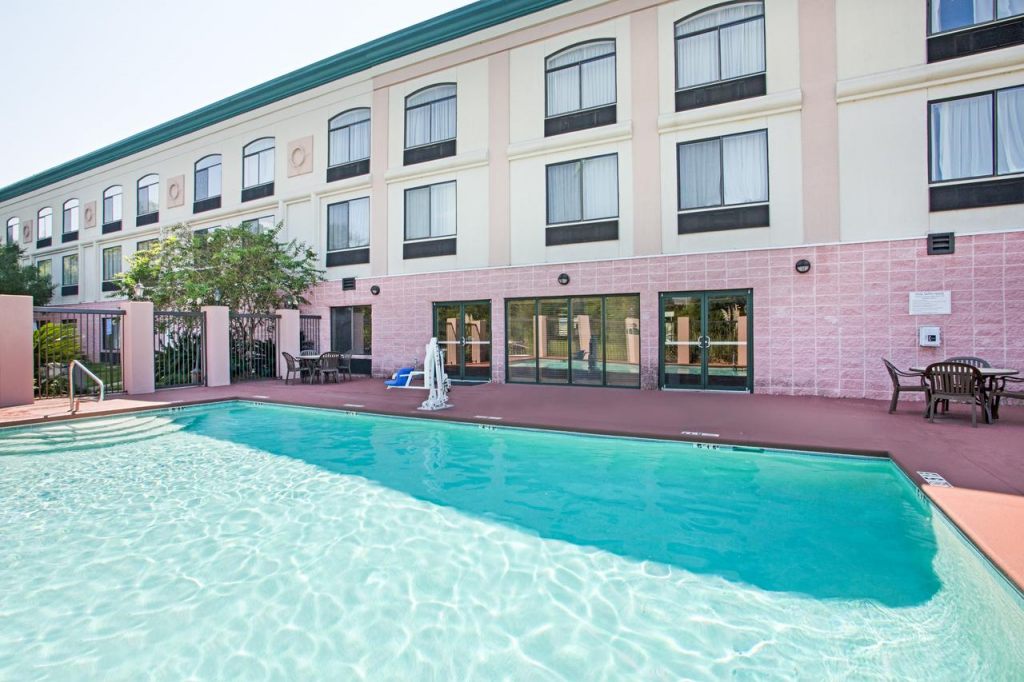 Holiday Inn Express Mobile I-65, an IHG Hotel , AL 36608 near Mobile Cruise View Point 15