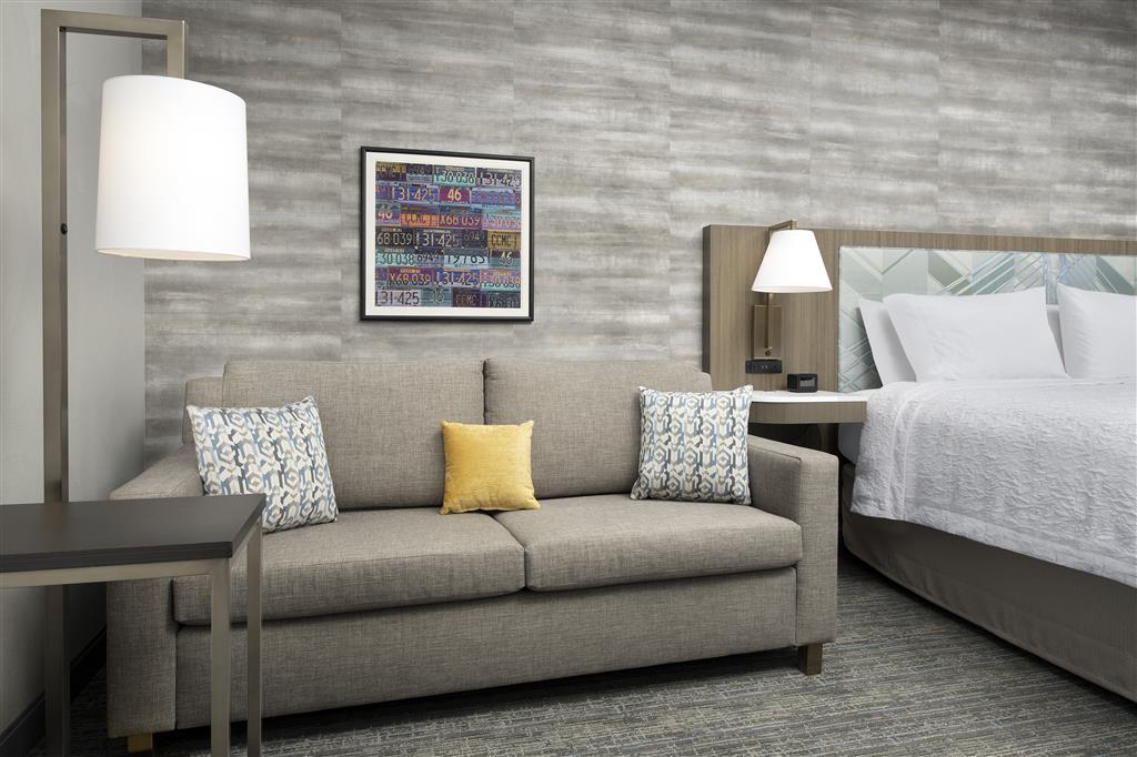 Hampton Inn Boston Logan Airport Chelsea , MA 02150 near Boston Logan International Airport View Point 17