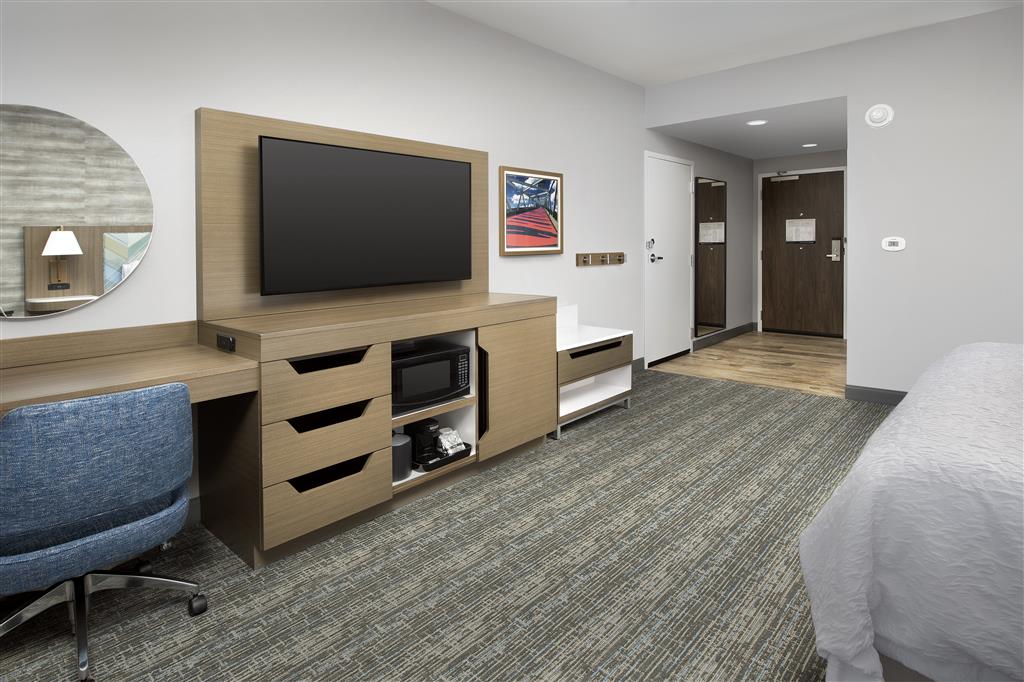Hampton Inn Boston Logan Airport Chelsea , MA 02150 near Boston Logan International Airport View Point 29