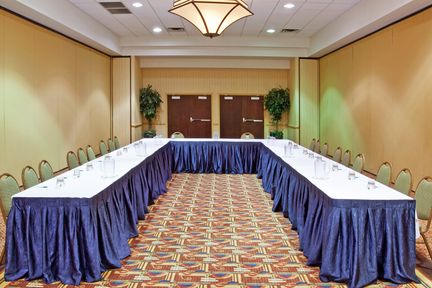 Wyndham Flint MI/Grand Blanc/Bishop Airport/ Conference Ctr , MI 48507 near Bishop International Airport View Point 5