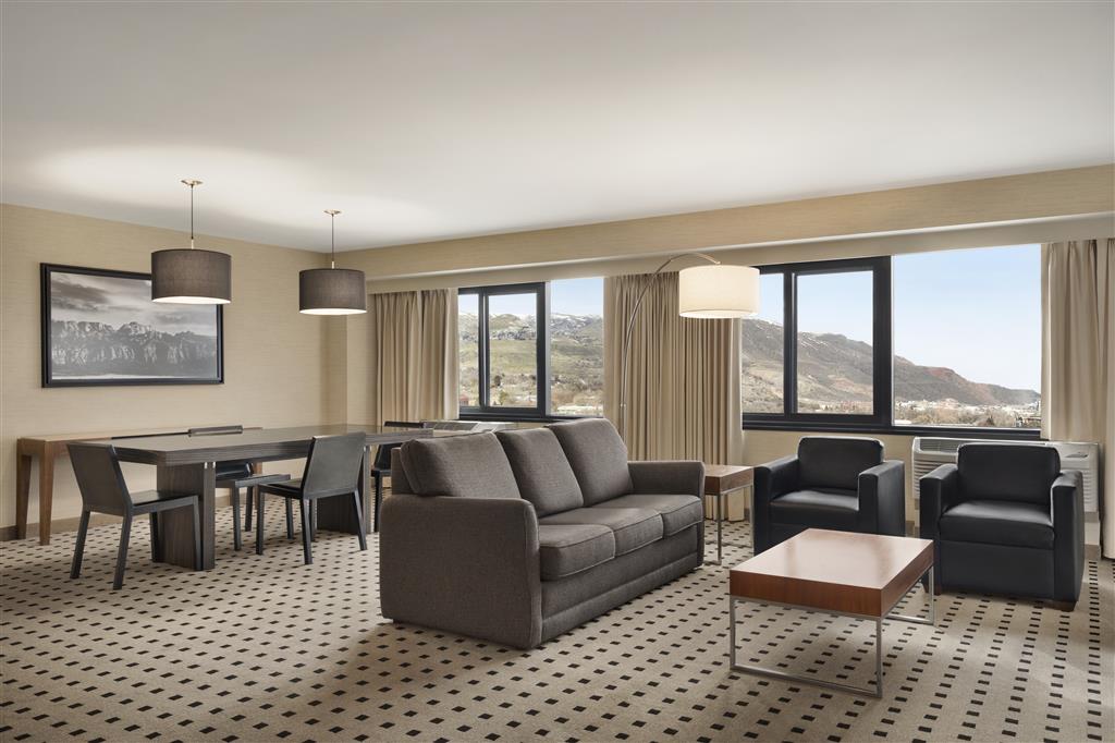 Radisson Hotel Downtown Salt Lake City , UT 84101 near Salt Lake City International Airport View Point 53