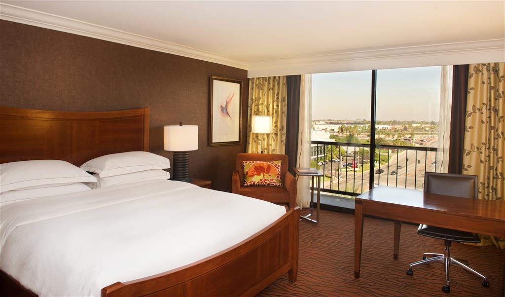 Hilton Orange County/Costa Mesa , CA 92626 near John Wayne Airport (orange County Airport) View Point 35