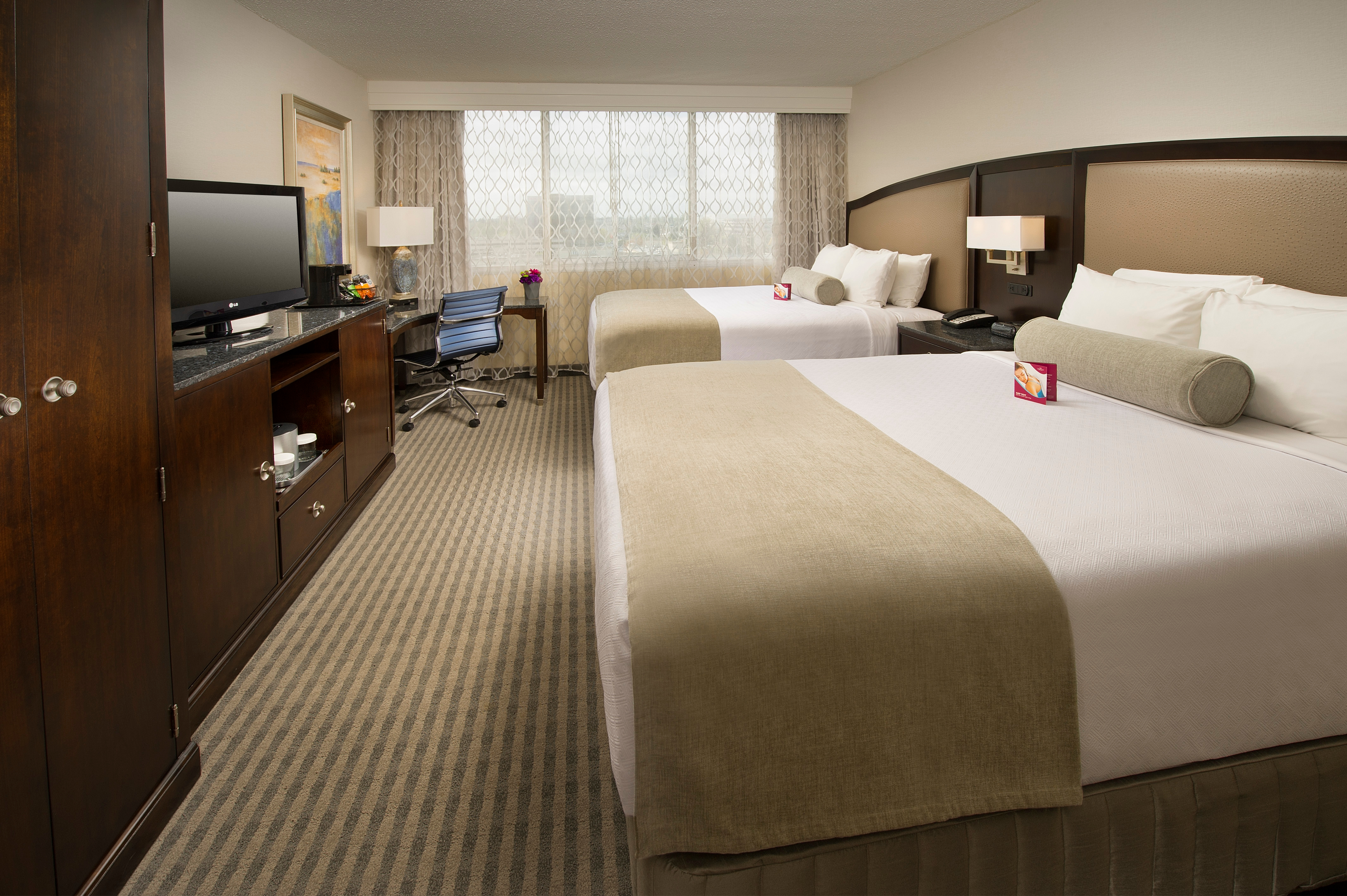 Skybridge Seattle Airport Hotel , WA 98188 near Seattle-tacoma International Airport View Point 28