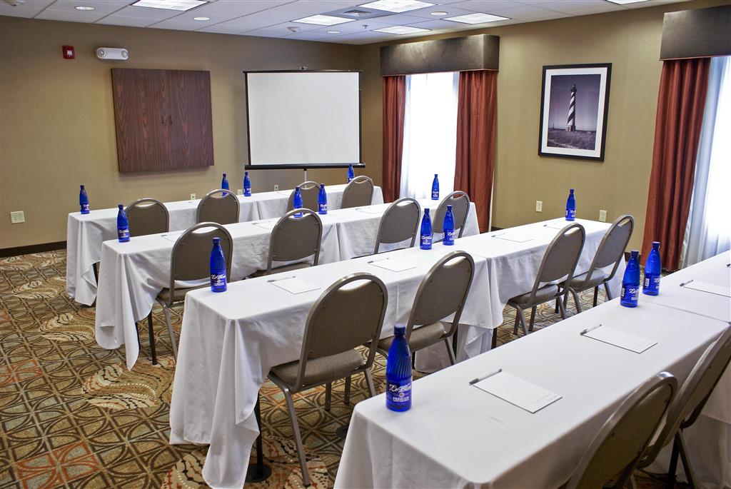 Hampton Inn & Suites Charlotte-Airport , NC 28214 near Charlotte/douglas International Airport View Point 2