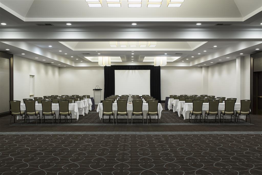Hilton Winnipeg Airport Suites , MB R3H 1B2 near Winnipeg James Armstrong Richardson International Airport View Point 3