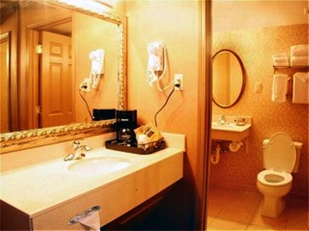 The Campbell House Lexington , KY 40504 near Blue Grass Airport View Point 4