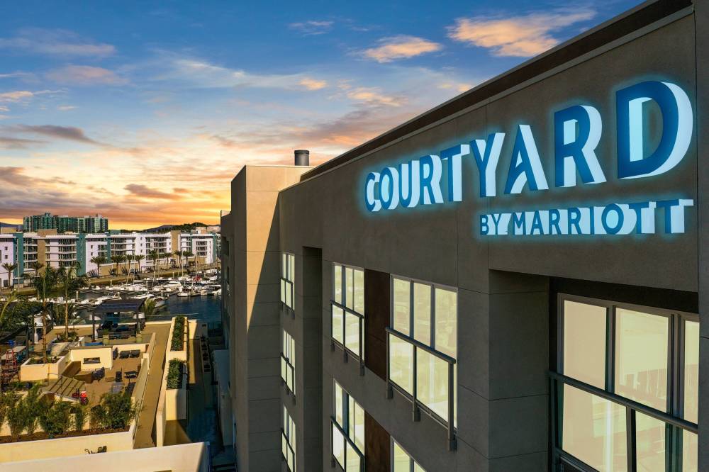 Courtyard By Marriott Marina Del Rey
