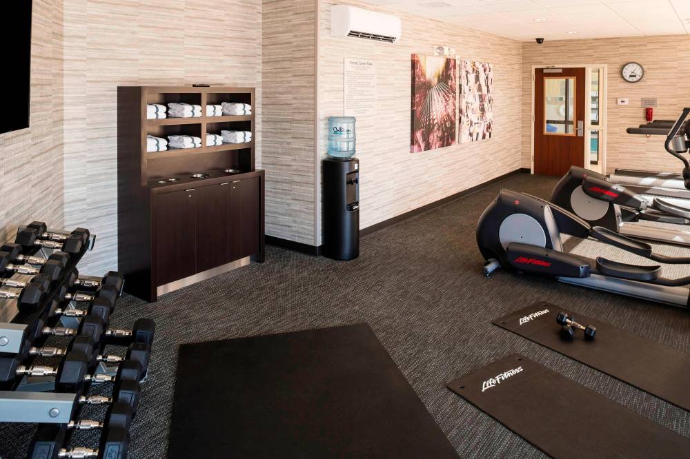 Courtyard By Marriott Sioux Falls 10