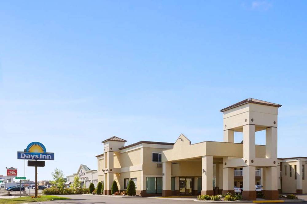 Days Inn By Wyndham Tonawanda/buffalo