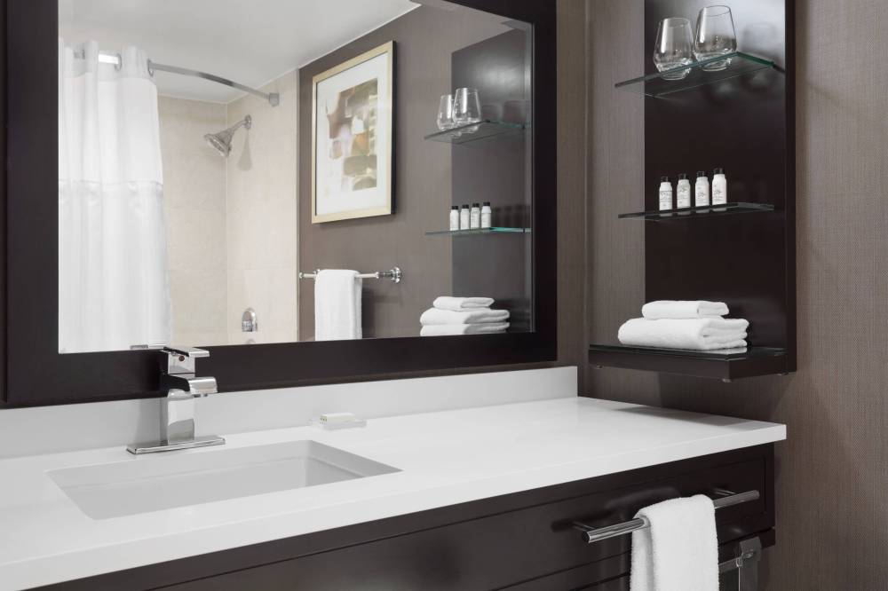 Delta Hotels By Marriott Baltimore North 1