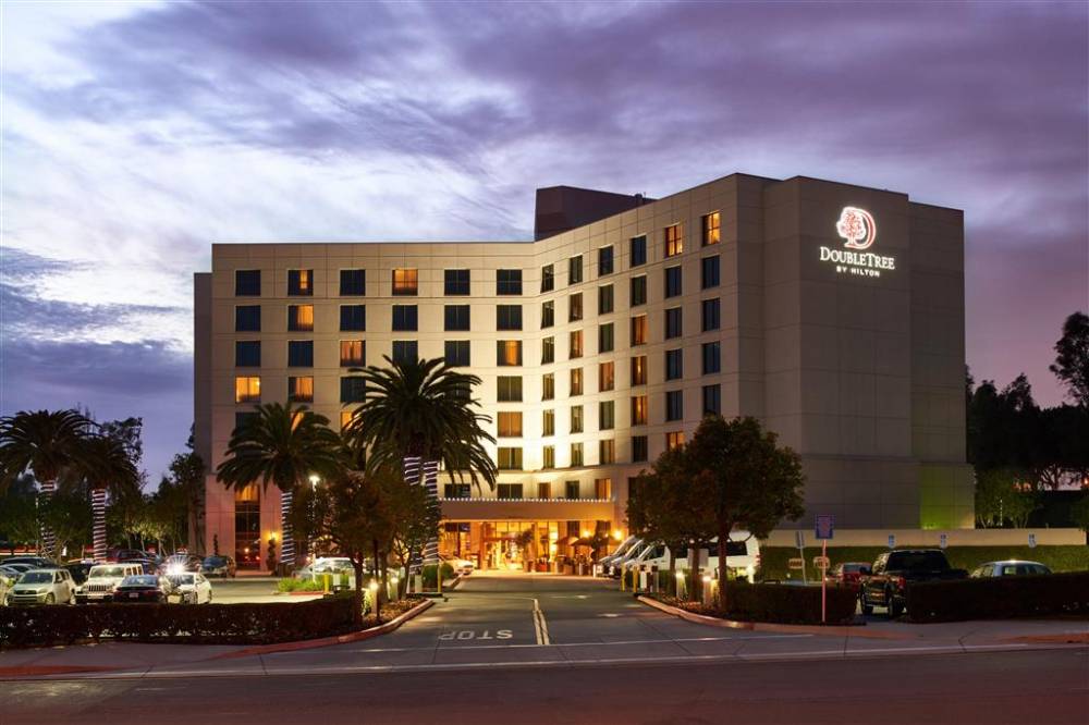 Doubletree By Hilton Irvine-spectrum