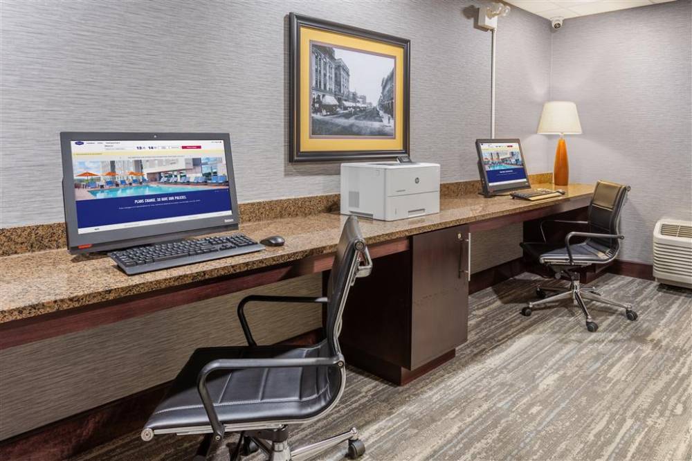 Hampton Inn Sioux Falls 5