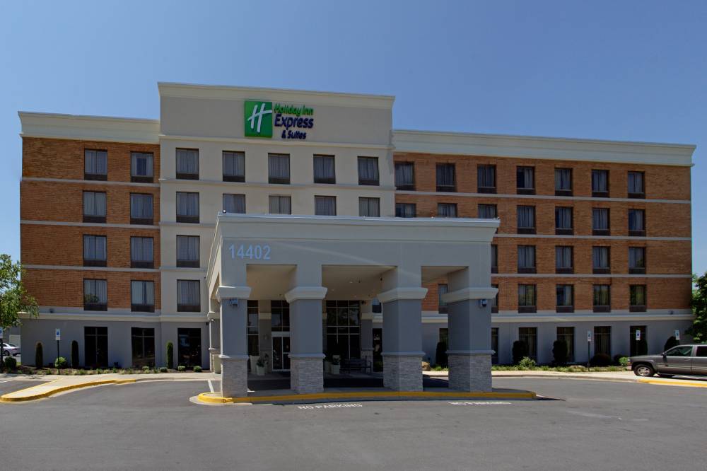 Holiday Inn Exp Stes Laurel