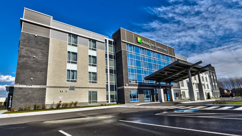 Holiday Inn Exp Stes Vaudreuil