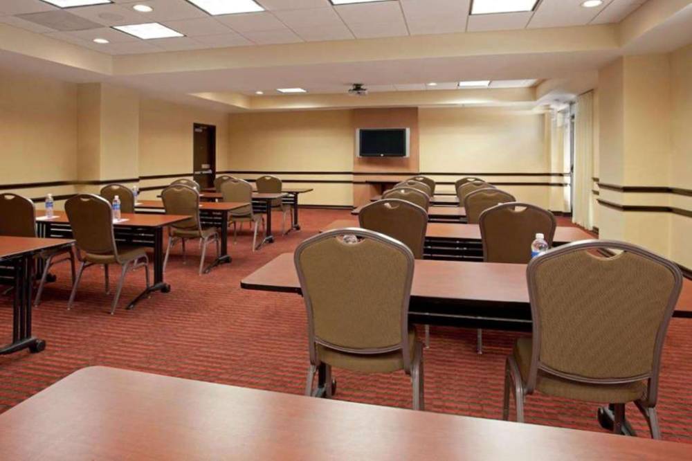Homewood Suites By Hilton Tulsa South Medical District