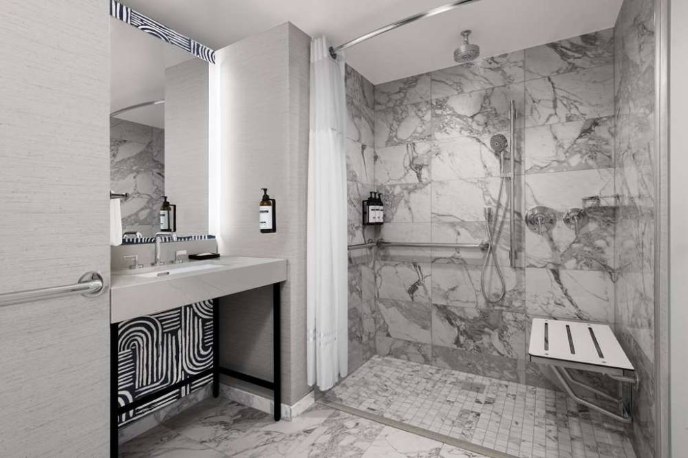 Hyatt Regency Irvine 9