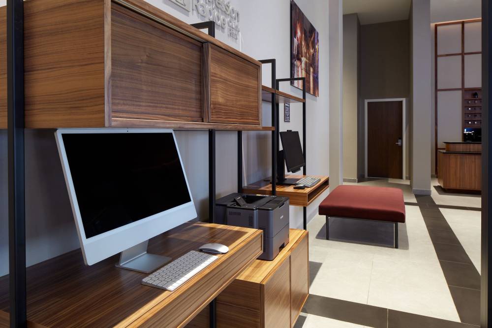 Residence Inn By Marriott Montreal Midtown