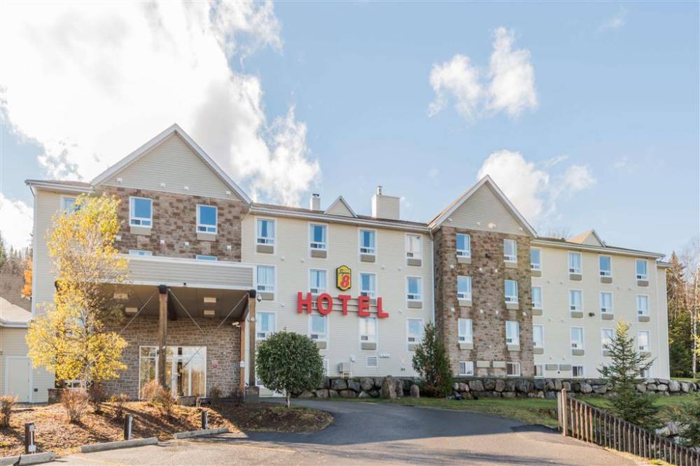 Super 8 By Wyndham Sainte Agathe Des Monts