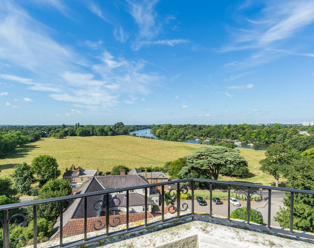 The Petersham 4