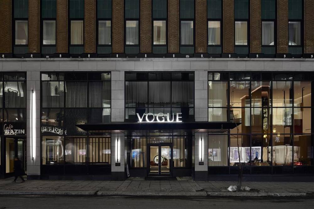 Vogue Hotel Montreal Downtown  Curio Collection By Hilton
